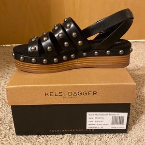 NWT Kelsi Dagger SZ 8